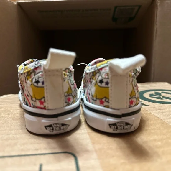 Colorful Vans - Picture 2 of 4